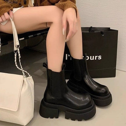 Invisible Heightening Retro Western-style Boots