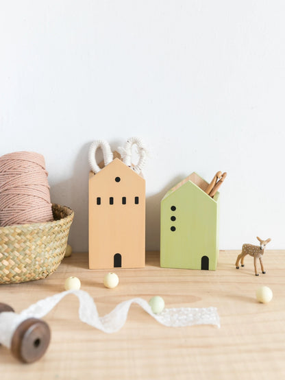 Cartoon House Wooden Pen Holder