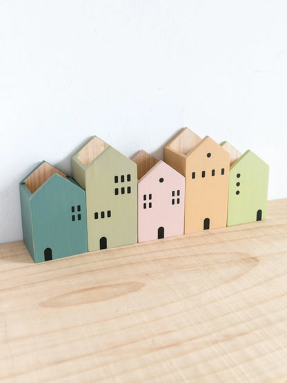 Cartoon House Wooden Pen Holder